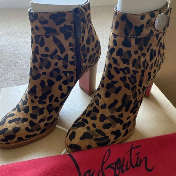 Christian Louboutin Boot - Picture 4 of 10